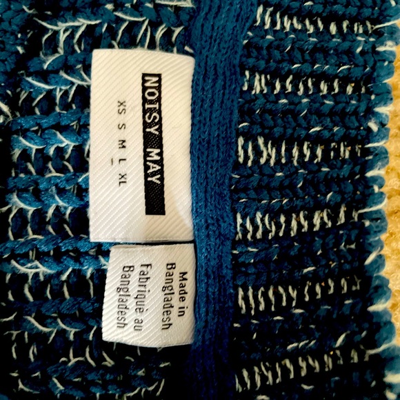 Knitted Long Sleeve - Picture 2 of 3